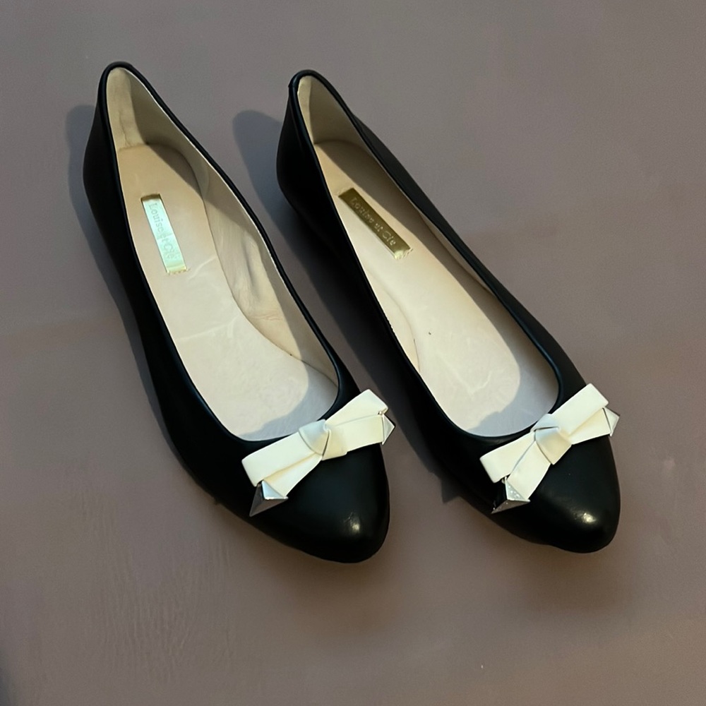Louis et Cie studded bow flat Sz 8.5